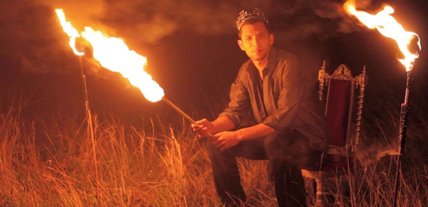 Free Download: ethan’s bucket – Crown Me a King